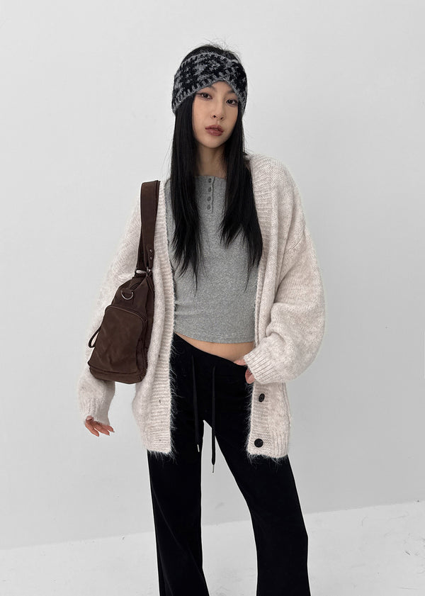 Two-collar Henley Neck Off-shoulder Long-sleeved T-shirt