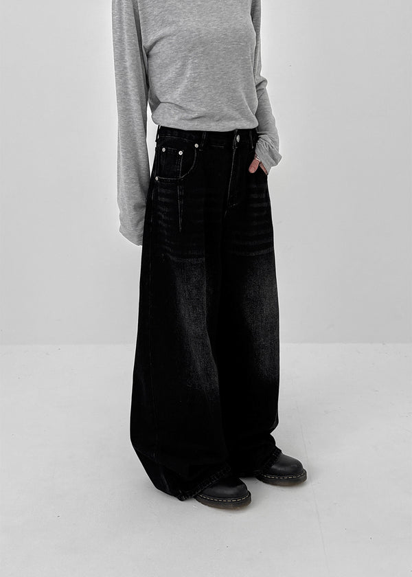 Healing Wide Balloon Denim Pants