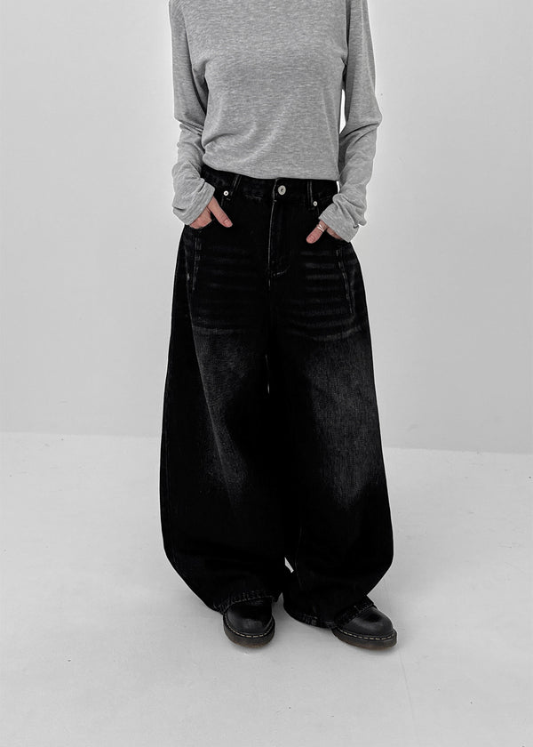Healing Wide Balloon Denim Pants
