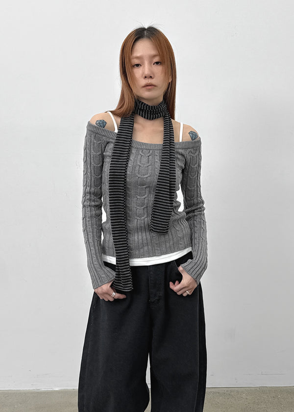 Rafine Cable Off-shoulder Knit