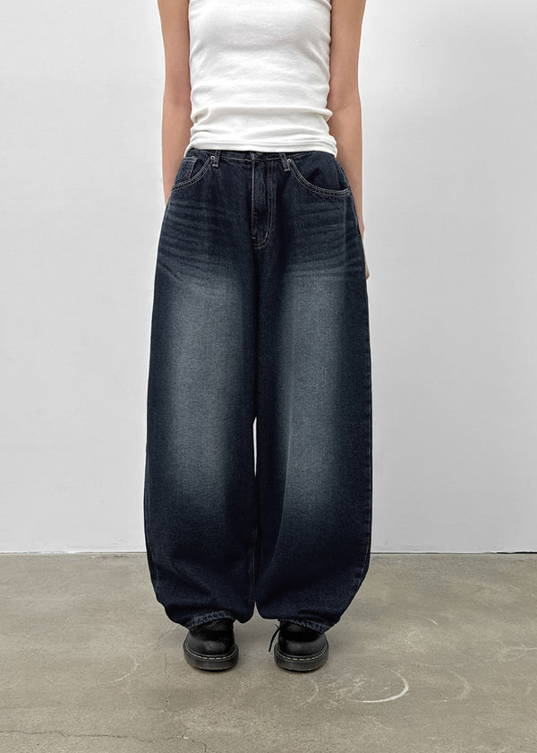 Heyra Washed Fleece Balloon Fit Denim Pants