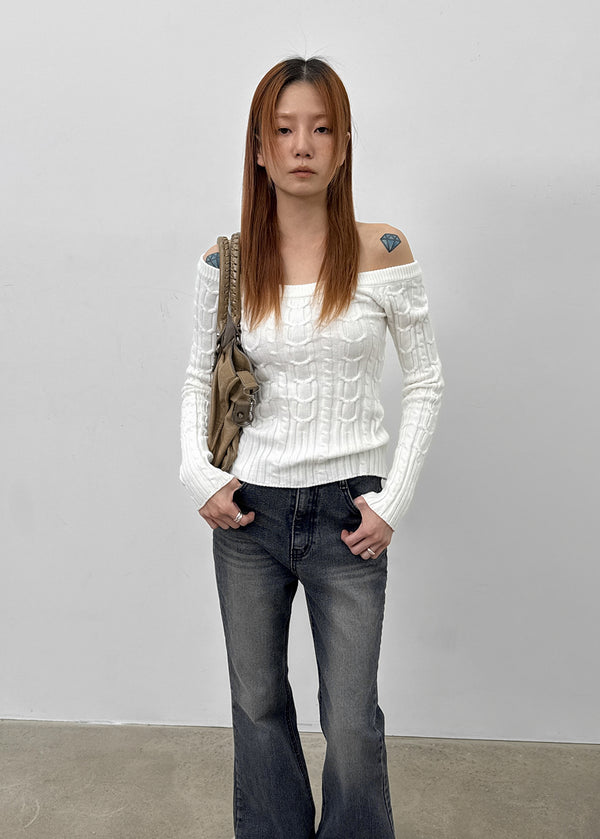 Rafine Cable Off-shoulder Knit