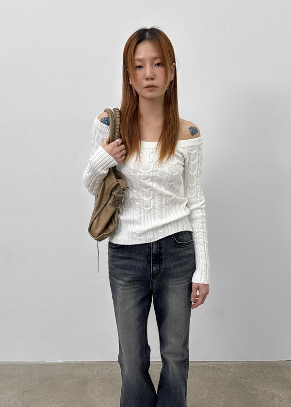 Rafine Cable Off-shoulder Knit