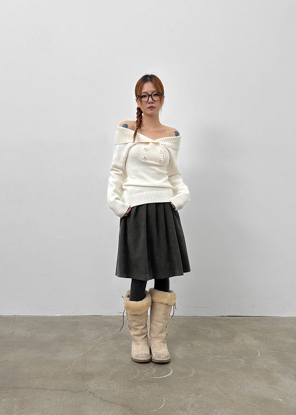 Ueki Button Off-shoulder Knit