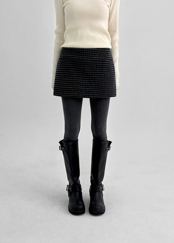 Verora Check Mini Skirt Pants