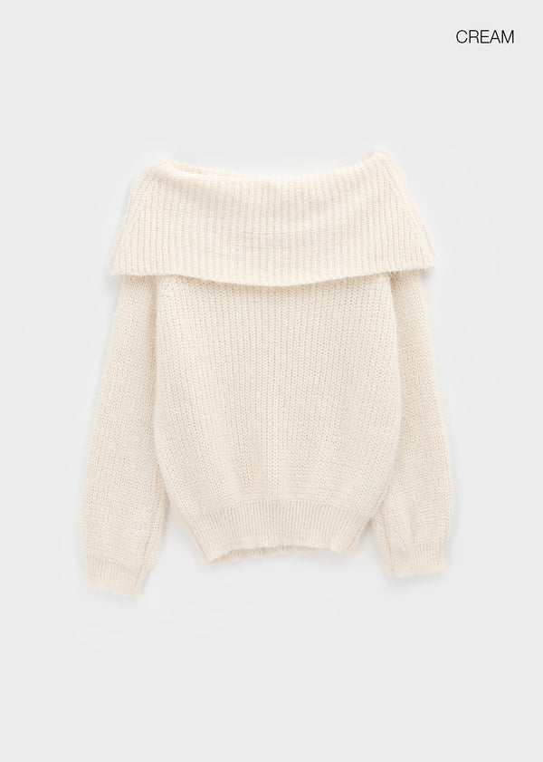 Romtin Overfit Boucle Off-shoulder Knit