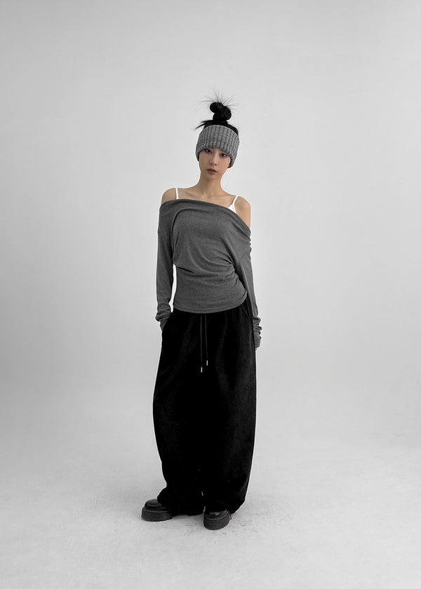 Pomnut Off-shoulder Drape Shirring Long Sleeve T-shirt