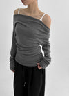Pomnut Off-shoulder Drape Shirring Long Sleeve T-shirt