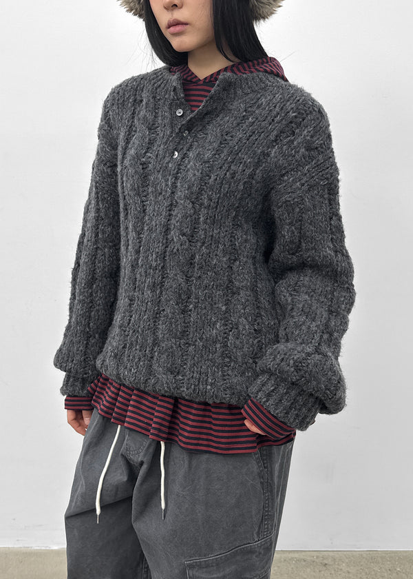 (UNISEX) Leak Alpaca Cable Henley Neck Knit