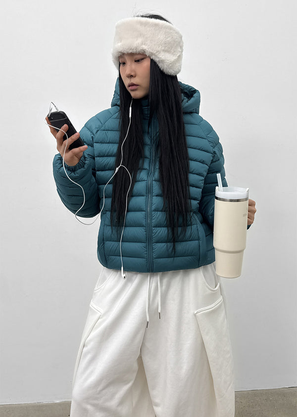 Kunturi Wellon Two-way Hooded Lightweight Padding