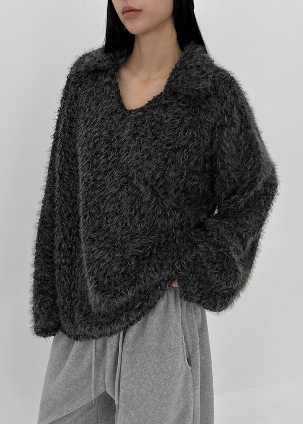 Villat Loose Fit Brush Collar Knit Long Sleeve T-shirt