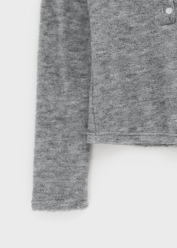 Ordering Button V-neck Slim Long Sleeve T-shirt