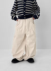 Turning Cut Balloon Wide Fleece Banding Pants