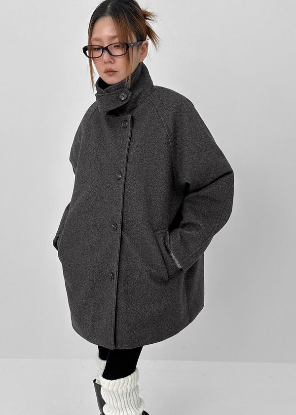 Pudding High Neck Quilted Half Coat (2 Oz)