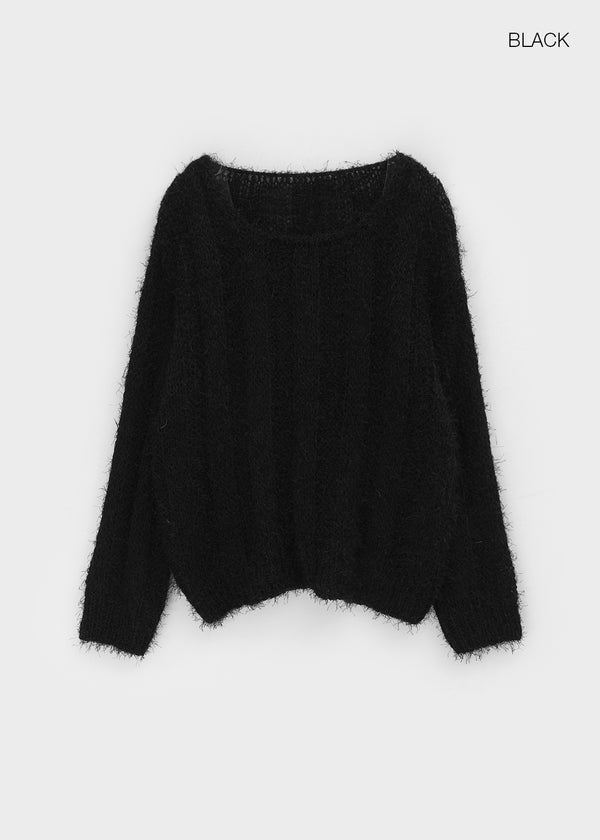 Caroen Boat Neck Boucle Knit