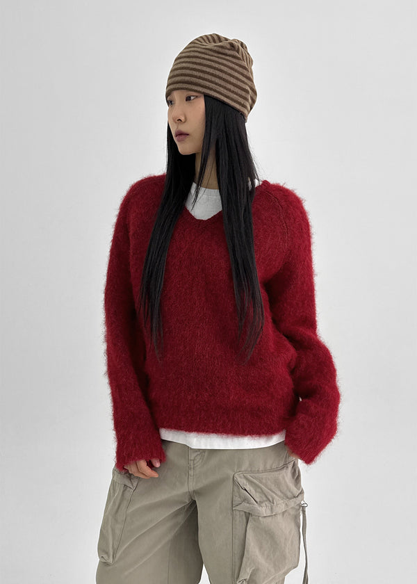 Huenings Hairy V-neck Wool Knit