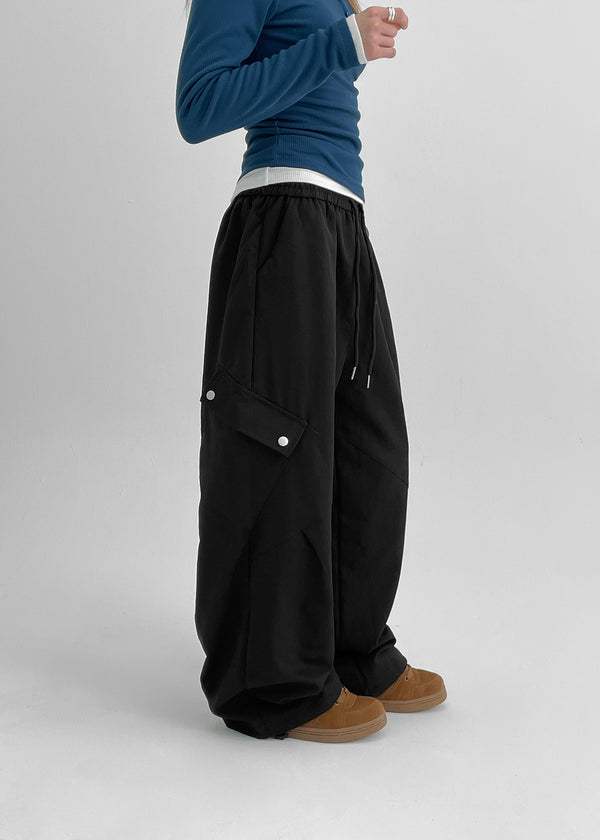 Johns Wide Two-way Cargo Pants