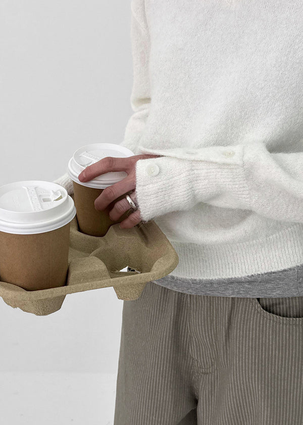 Rohendi V-neck Button Wool Knit