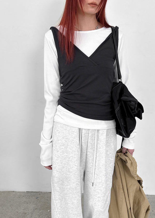 Rukan Twist V-neck Sleeveless