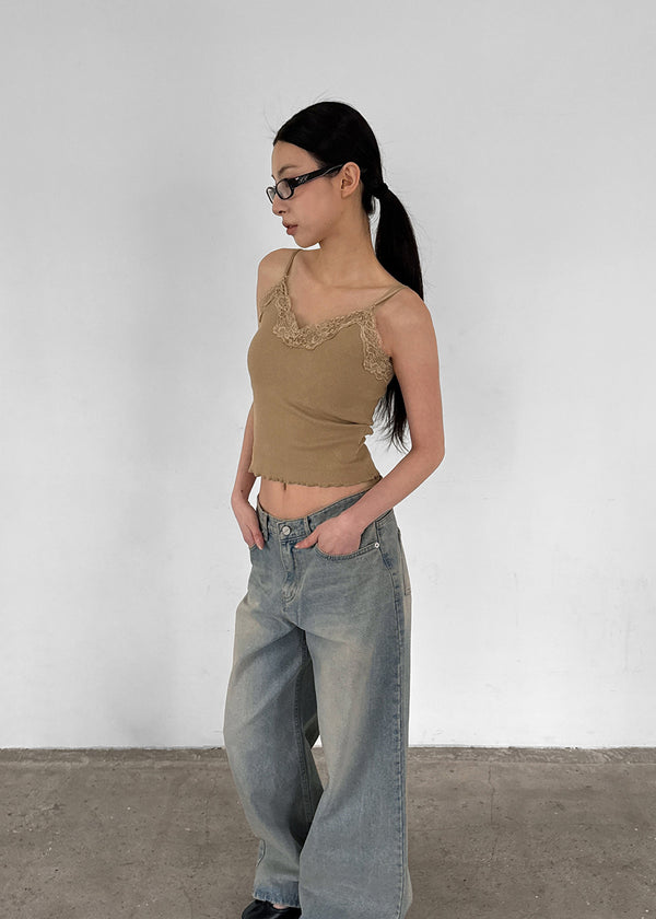 Moffoni Lace Sleeveless (Built-in Cap)