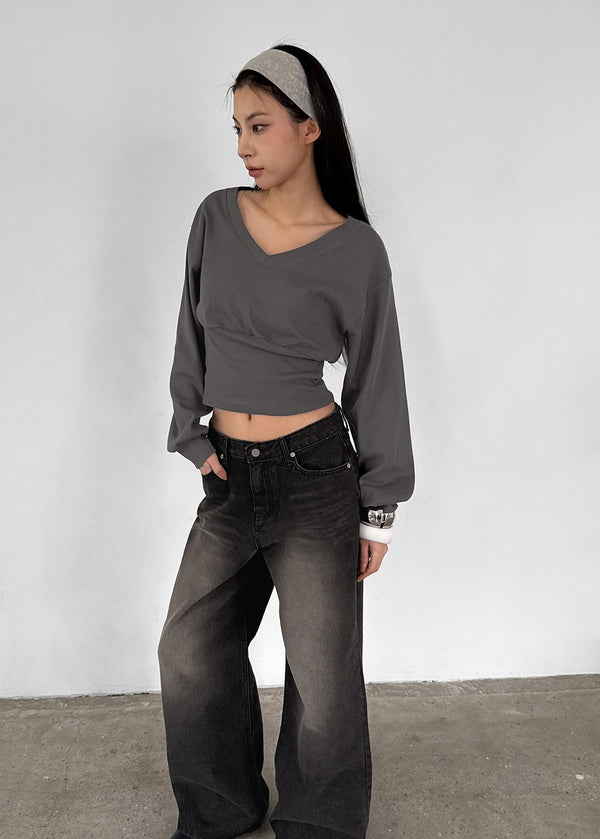 Senk Deep V-neck Crop Man-to-man Long Sleeve T-shirt