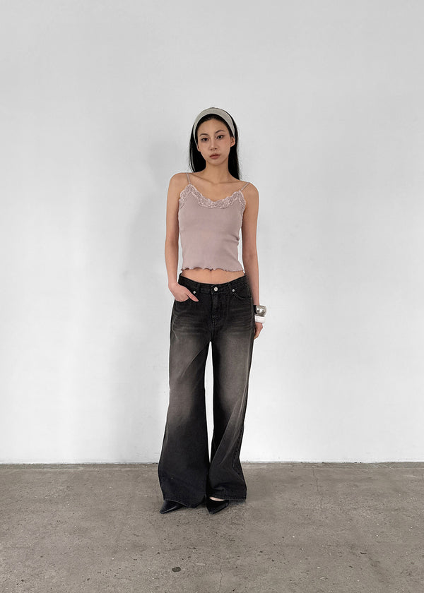 Moffoni Lace Sleeveless (Built-in Cap)