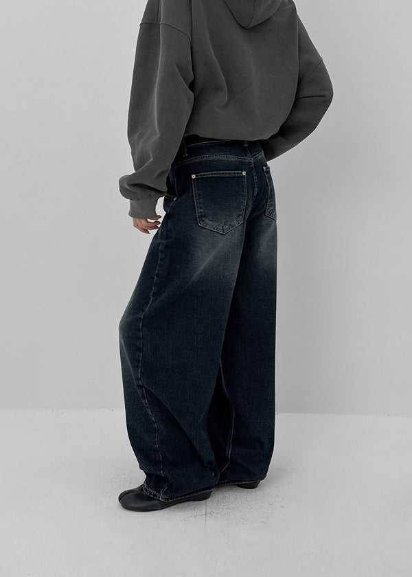 Beltiru Snap Balloon Wide Denim Pants