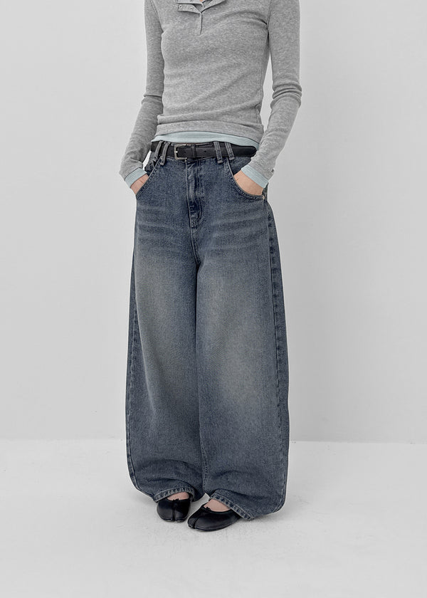 Beltiru Snap Balloon Wide Denim Pants