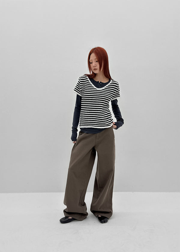Hellven Loose Fit V-neck Wool Knit