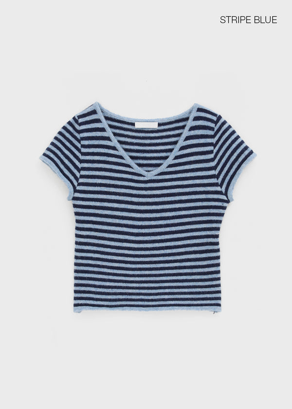 Hellven Loose Fit V-neck Wool Knit