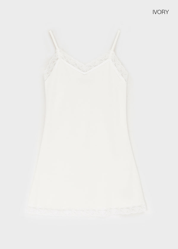 Ronnon Layered Lace Long Sleeveless