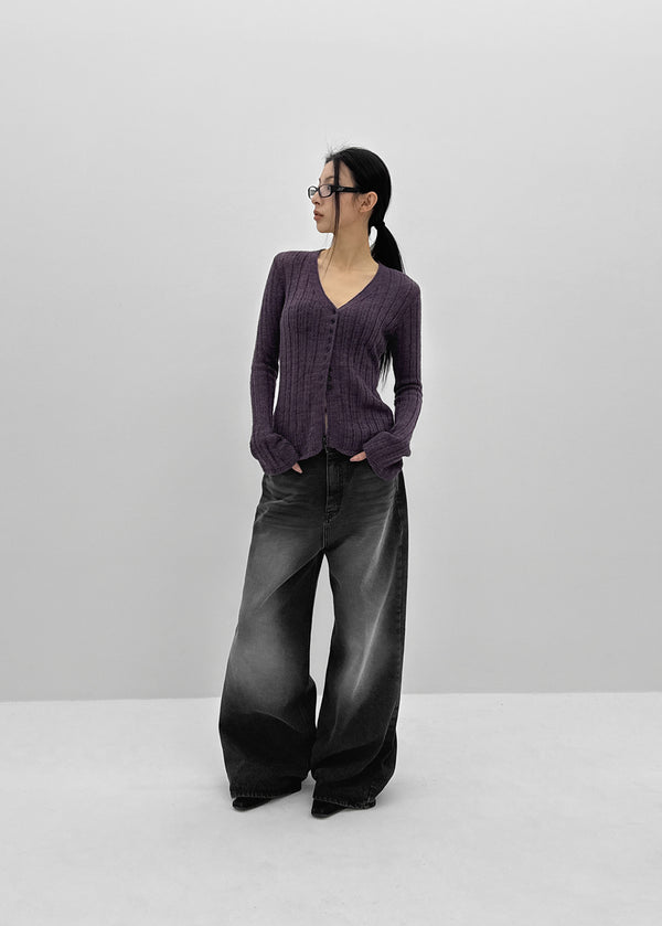 Haen V-neck Slim Ribbed Cardigan