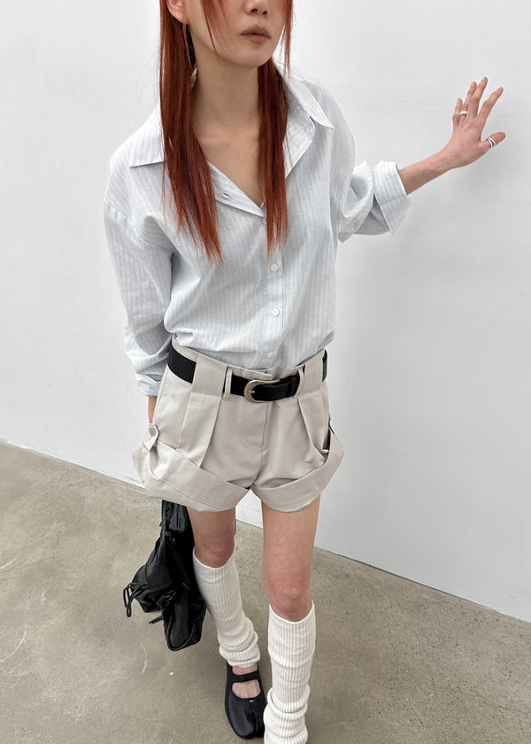 Ritsri Two-Way Roll-Up Cotton Short Pants