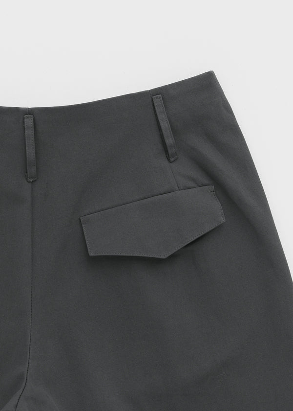 Ritsri Two-Way Roll-Up Cotton Short Pants