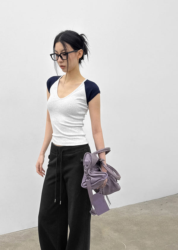 Yenrona V-neck Short-sleeved T-shirt