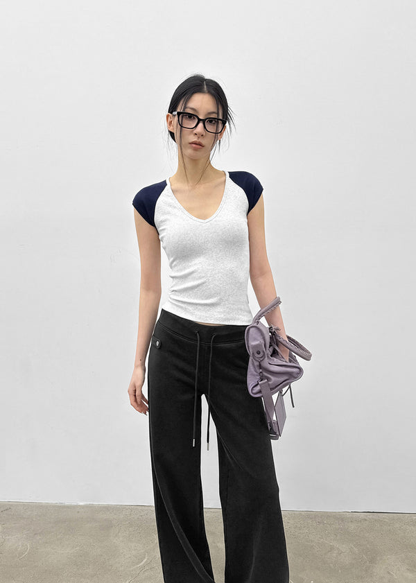 Yenrona V-neck Short-sleeved T-shirt