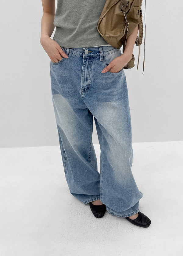 (UNISEX) Sentip Washed Wide Balloon Denim Pants
