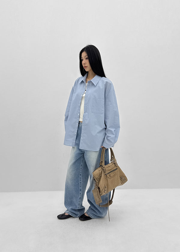 (UNISEX) Blton Loose Fit Striped Shirt