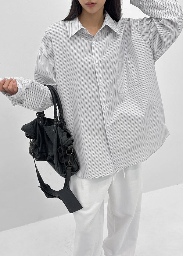 (UNISEX) Blton Loose Fit Striped Shirt