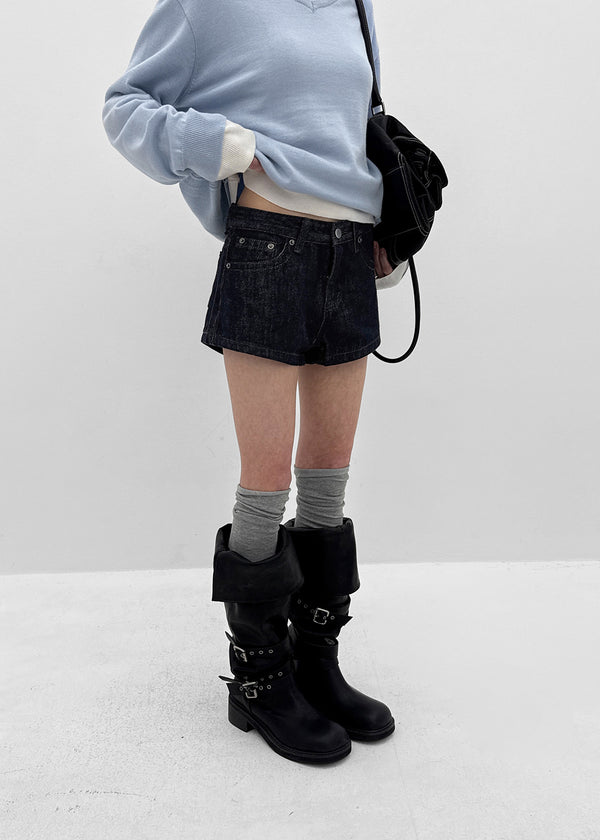 Caroine Raw Denim Shorts