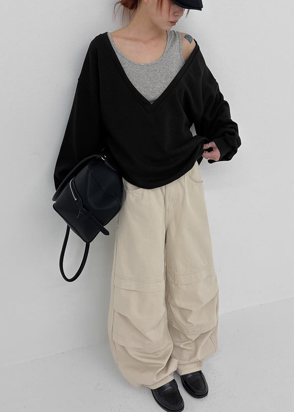 Queria Deep V Sweatshirt