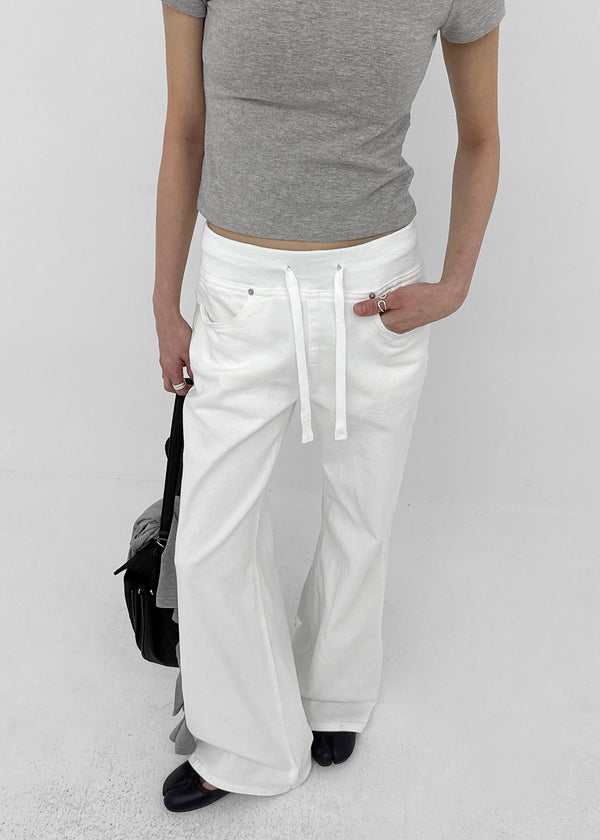 Dayron Low-waist Back Pocket Bootcut Elastic Pants