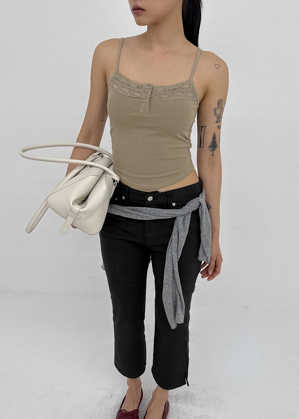 Shupong Henley Neck Lace Crop Sleeveless (Built-in Cap)