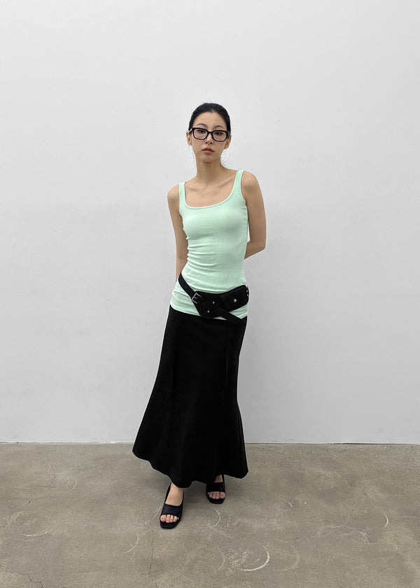 Colme Square Neck Slim Long Sleeveless