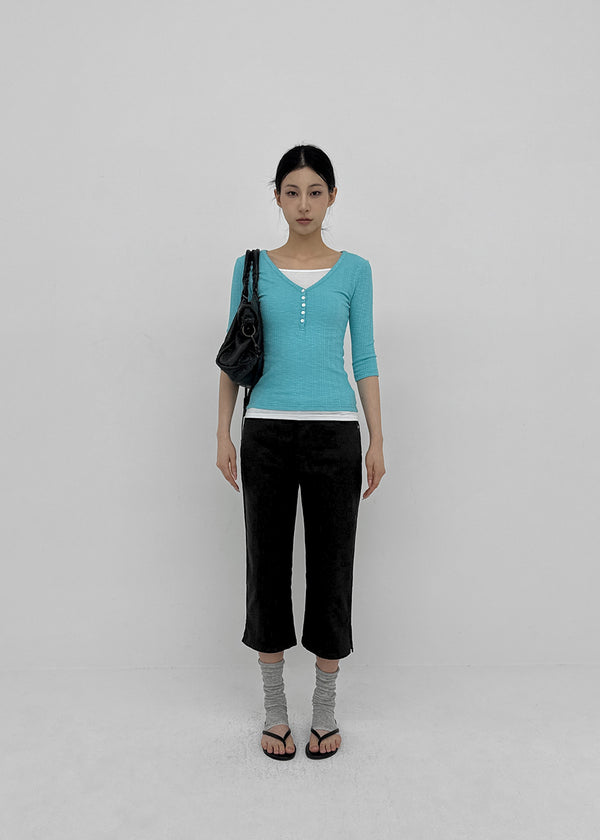 Popu Slit Capri Pants