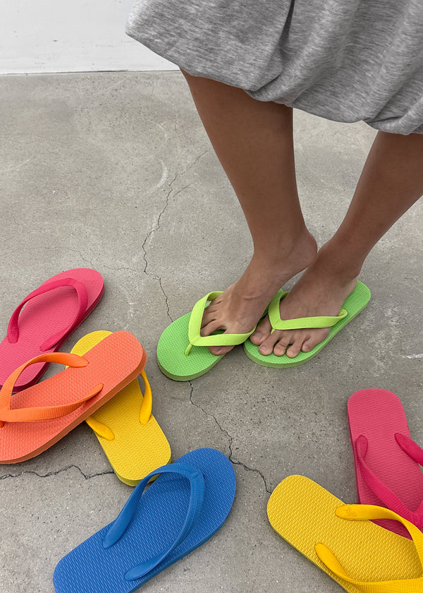 Tobis Basic Color Flip-flops