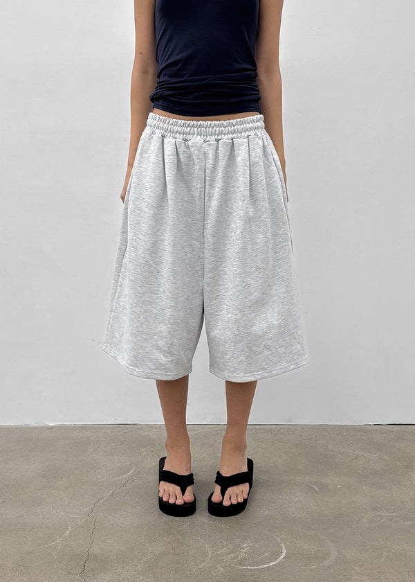 (UNISEX) Hugging Pintuck Bermuda Banding Pants