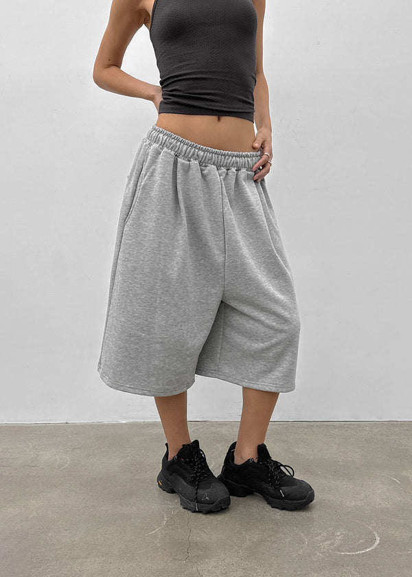 (UNISEX) Hugging Pintuck Bermuda Banding Pants