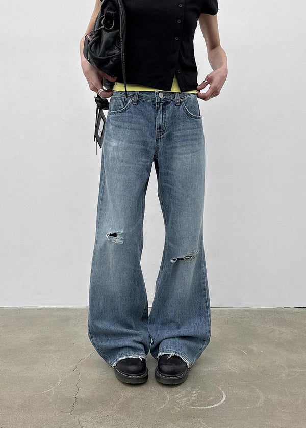 Rotomi Damaged Low-waisted Bootcut Denim Pants