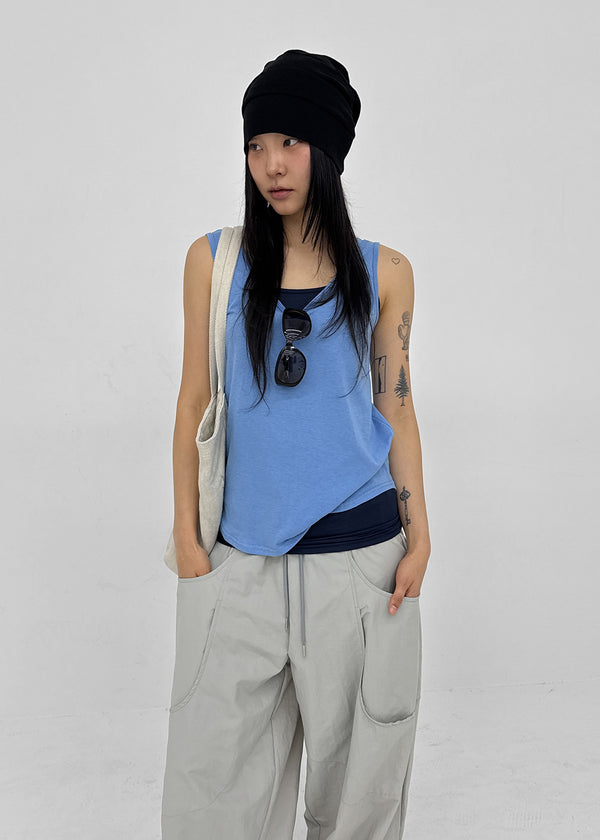 Mikas Loose Fit U-neck Sleeveless